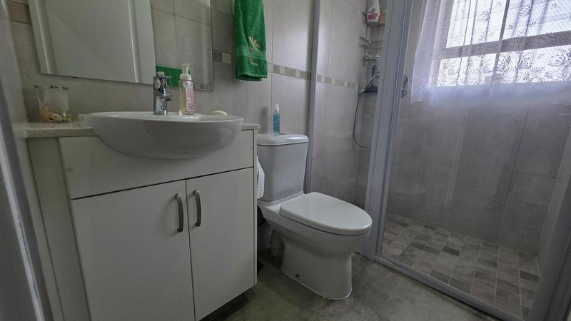 2 Bedroom Property for Sale in Dana Bay Western Cape